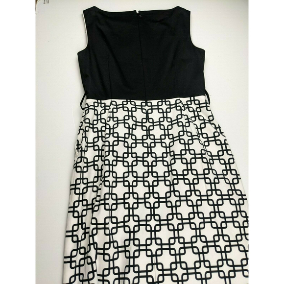 TAHARI Arthur S Levine Dress Sheath Sleeveless Dress Pockets Belt Loop Size 2P - Picture 2 of 8